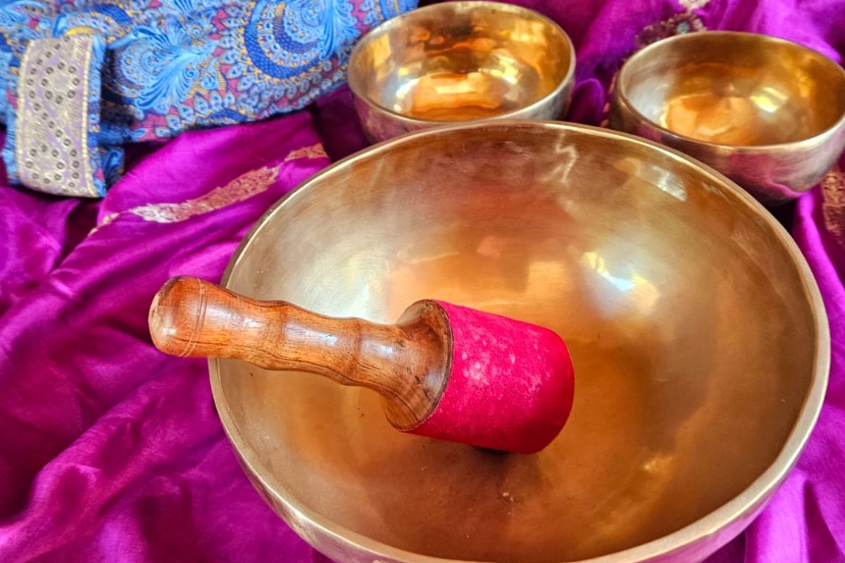 Sound Healing Featured Image Weekly meditation group with Johann van Greunen – mindfulness and healing practice